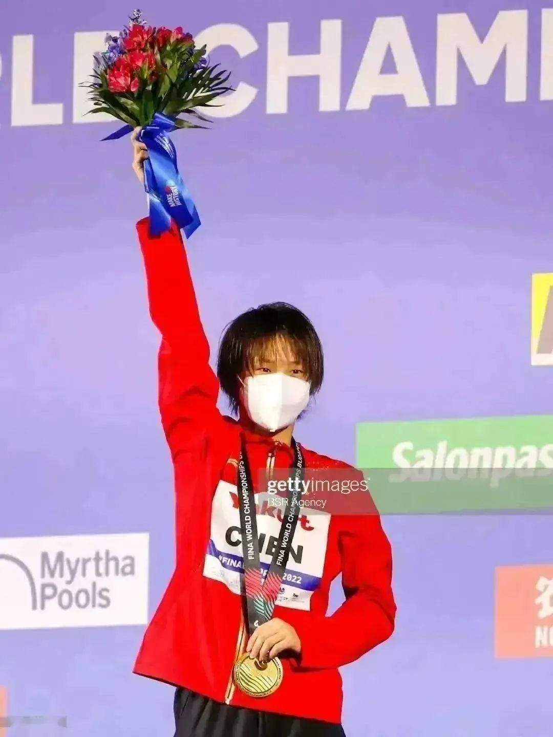 游泳冠军女孩_女子游泳比赛冠军_女子短道游泳世界冠军