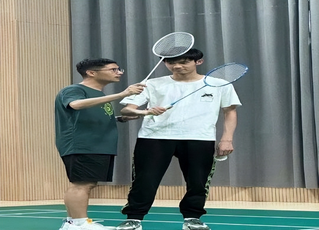 篮球冠军锦旗怎么写_篮球冠军锦旗_篮球锦旗内容