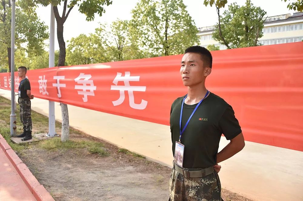 篮球招式教学视频教程_篮球技巧见招拆招_篮球技巧挡拆