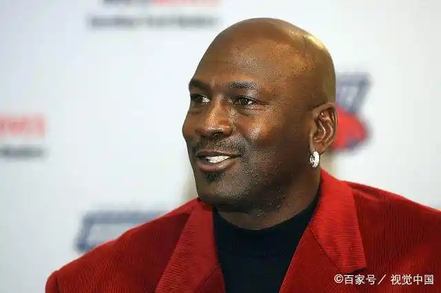 篮球历史上最难投进的球_篮球史上最不可思议的进球_nba历史投篮最准的人